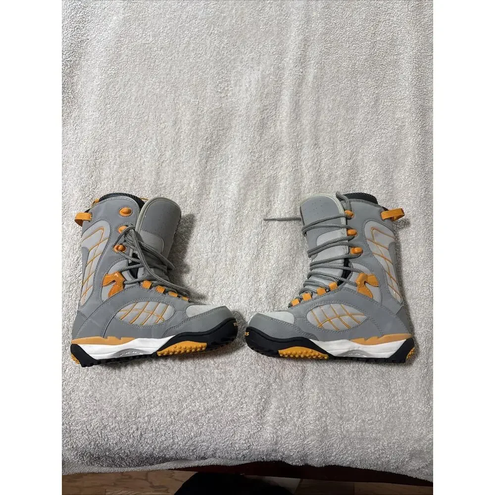 Vans Women’s Snowboard Boots Size 7, Purchased 2001, Used Once